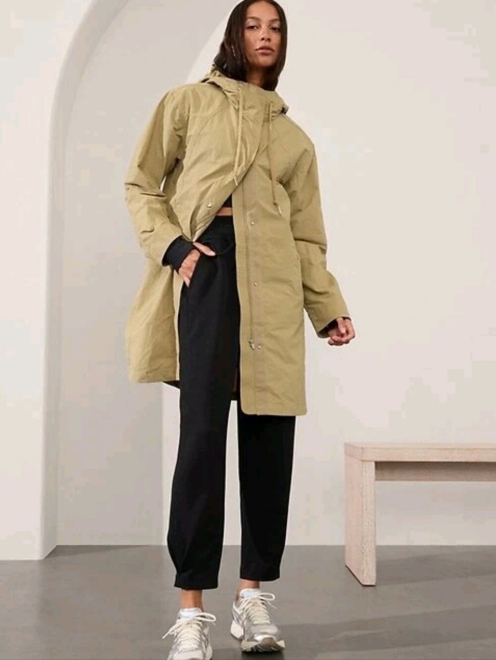 NWT Athleta Everywhere Anorak Rain Jacket. Size XL